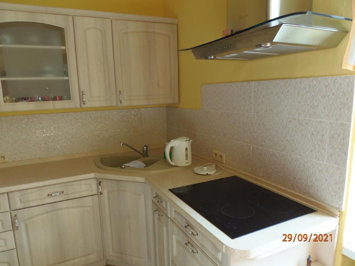 Apartament Kasztanowy Apartment กลีวิตเซ ภายนอก รูปภาพ