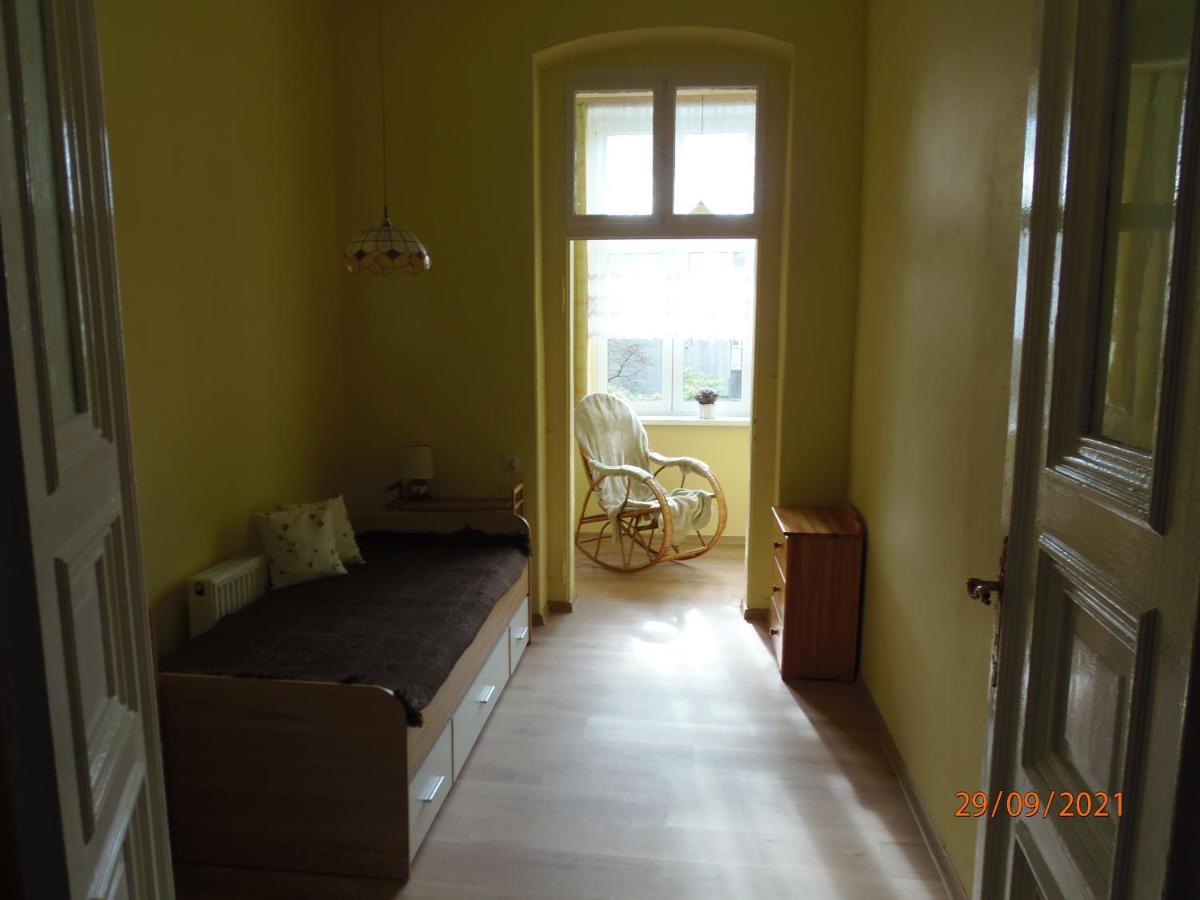 Apartament Kasztanowy Apartment กลีวิตเซ ภายนอก รูปภาพ