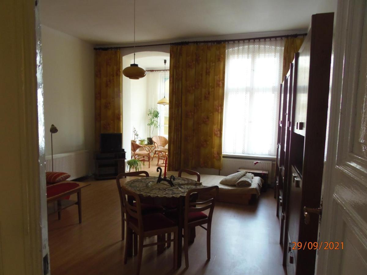 Apartament Kasztanowy Apartment กลีวิตเซ ภายนอก รูปภาพ