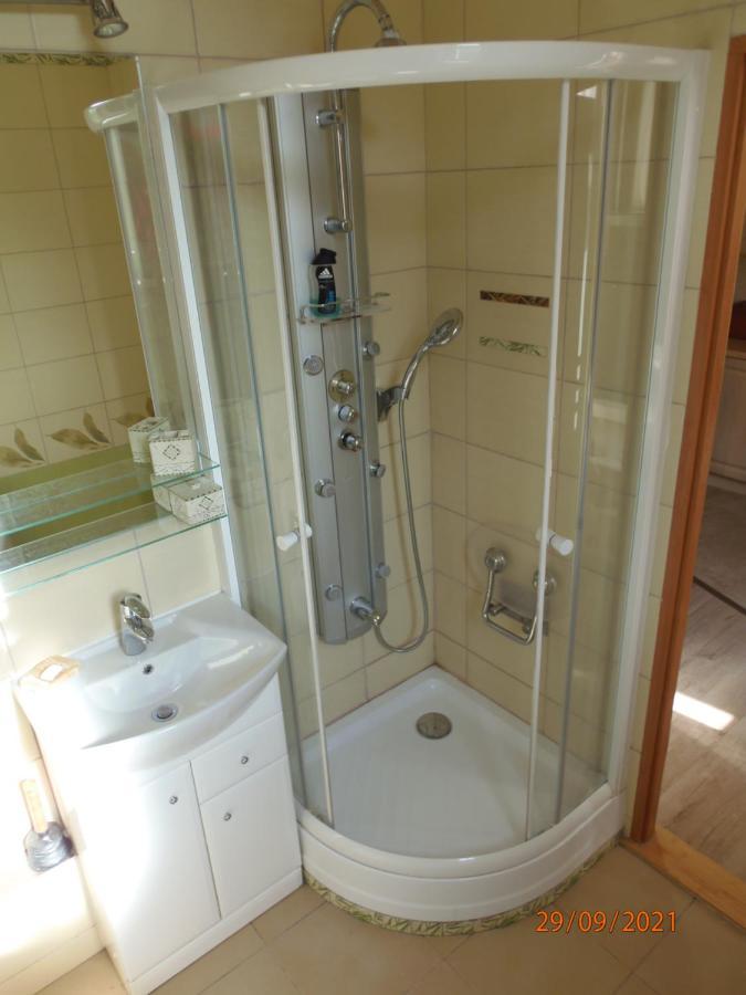 Apartament Kasztanowy Apartment กลีวิตเซ ภายนอก รูปภาพ